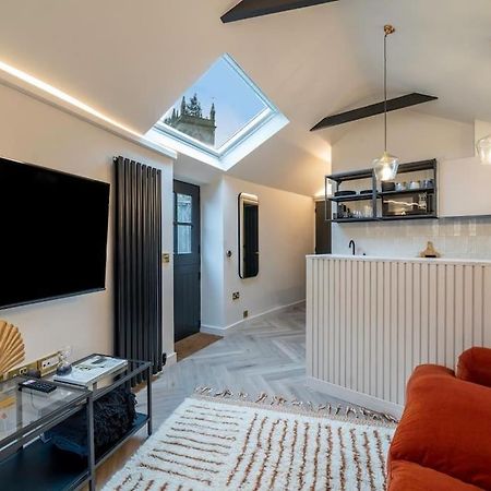 Chic Cotswold Tiny Home - Oddity House Blockley Bagian luar foto
