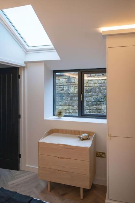 Chic Cotswold Tiny Home - Oddity House Blockley Bagian luar foto