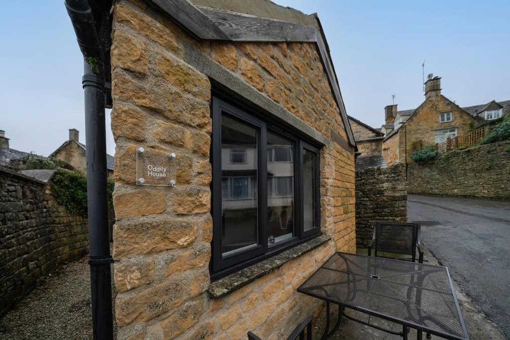 Chic Cotswold Tiny Home - Oddity House Blockley Bagian luar foto